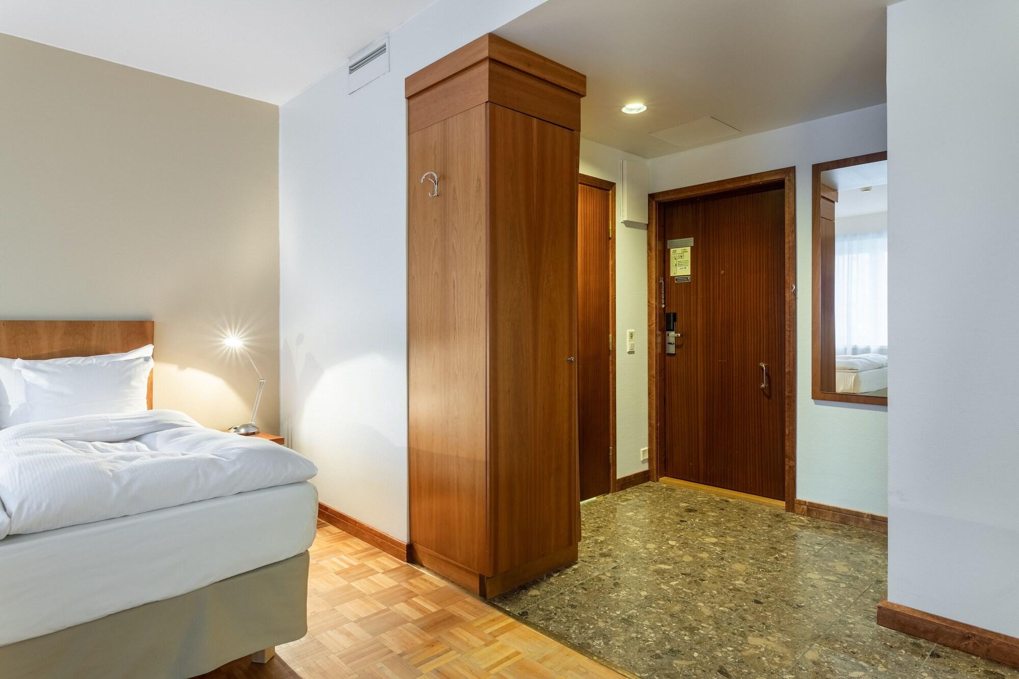Original Sokos Hotel Royal Вааса Экстерьер фото